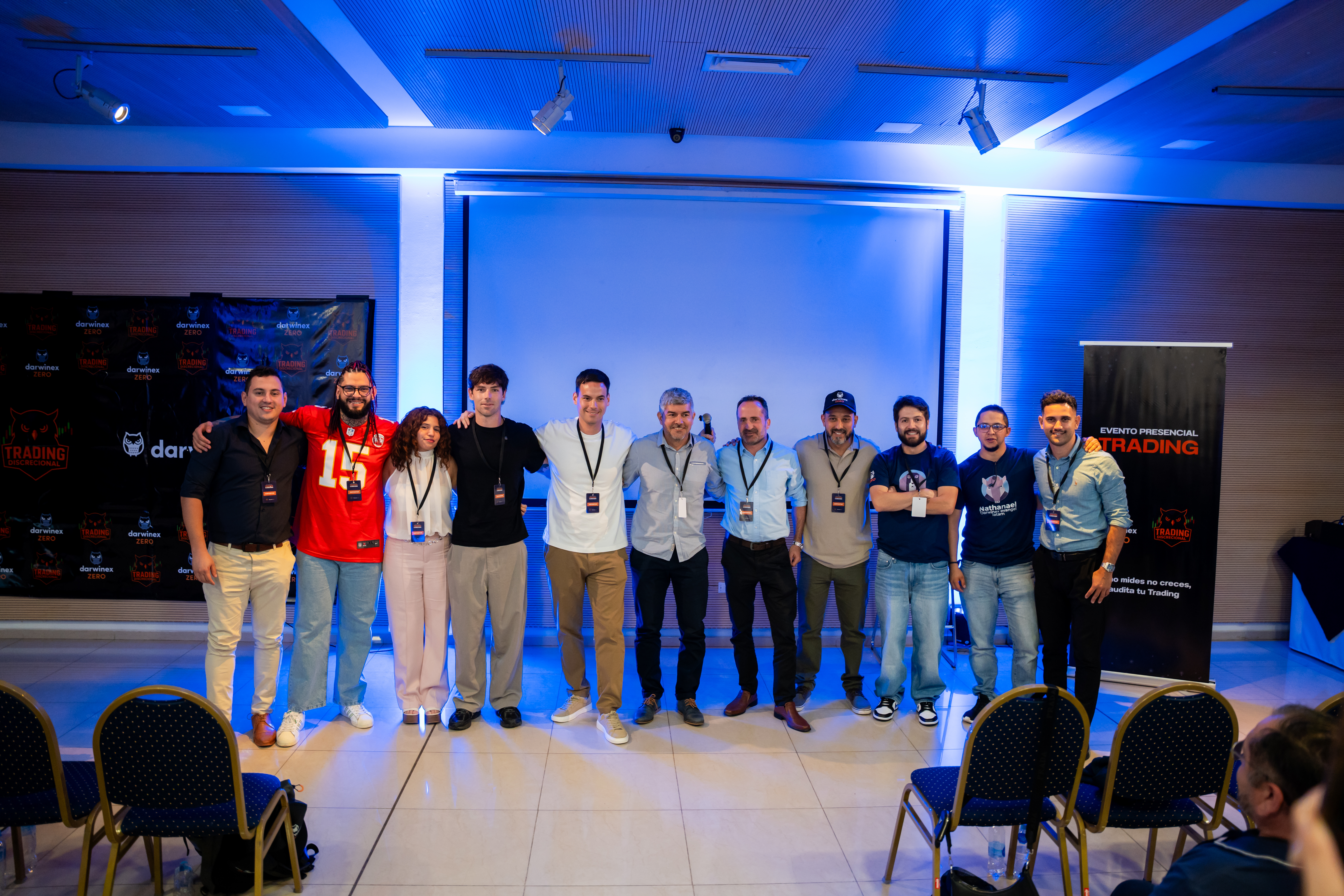 Foto grupal speakers y asistentes